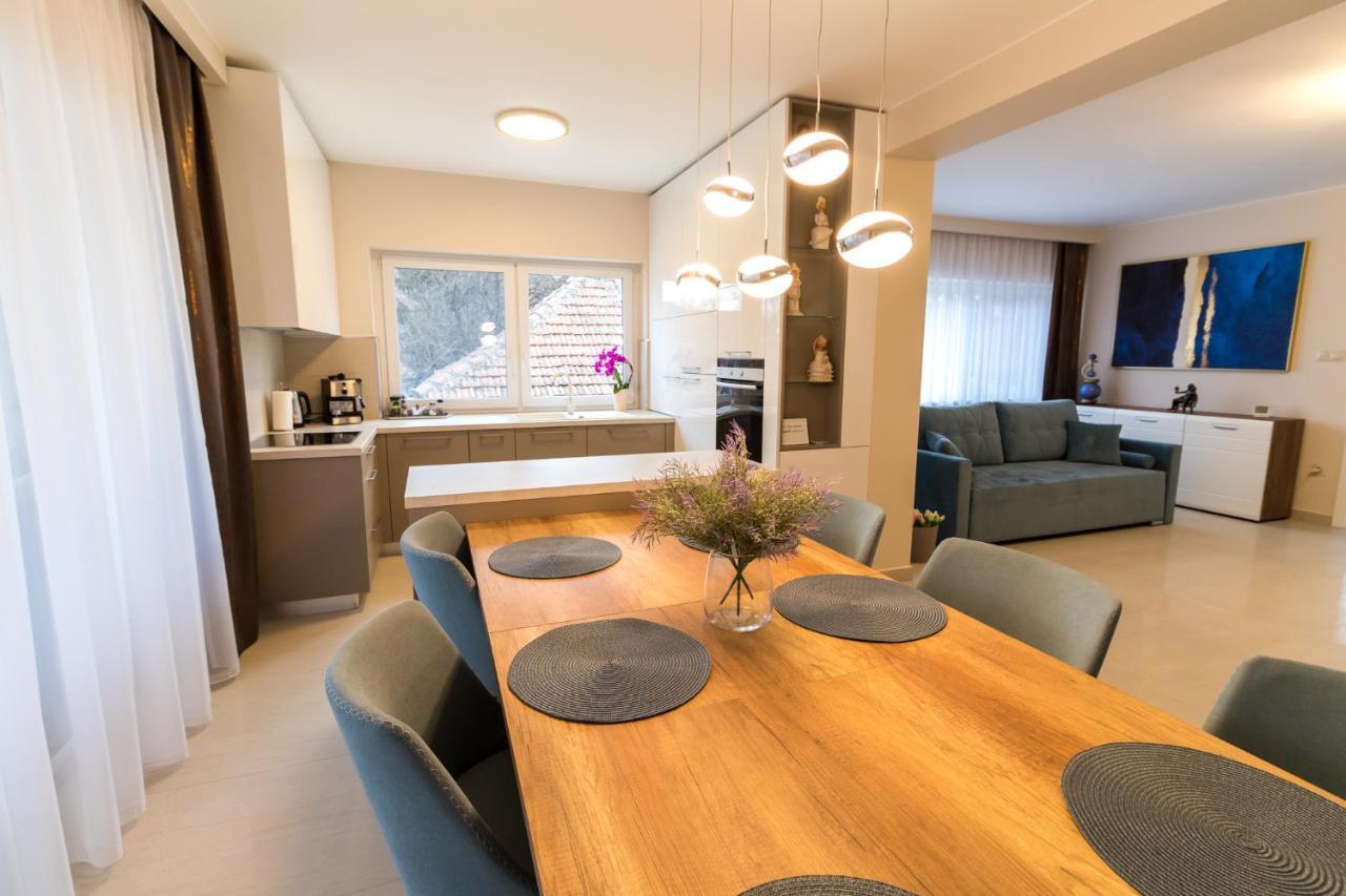 Thermal Lux Weninger Apartman Kiskunhalas Buitenkant foto