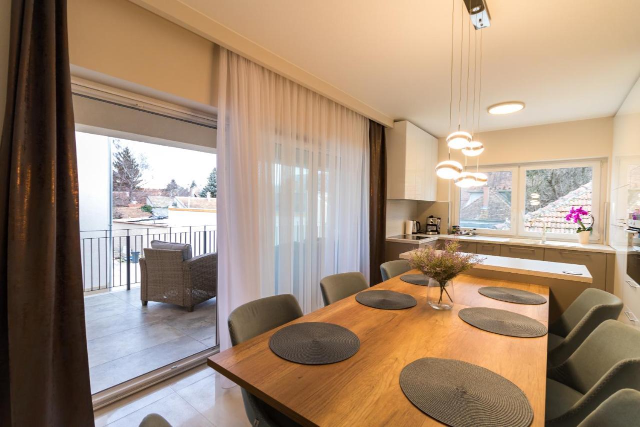 Thermal Lux Weninger Apartman Kiskunhalas Buitenkant foto
