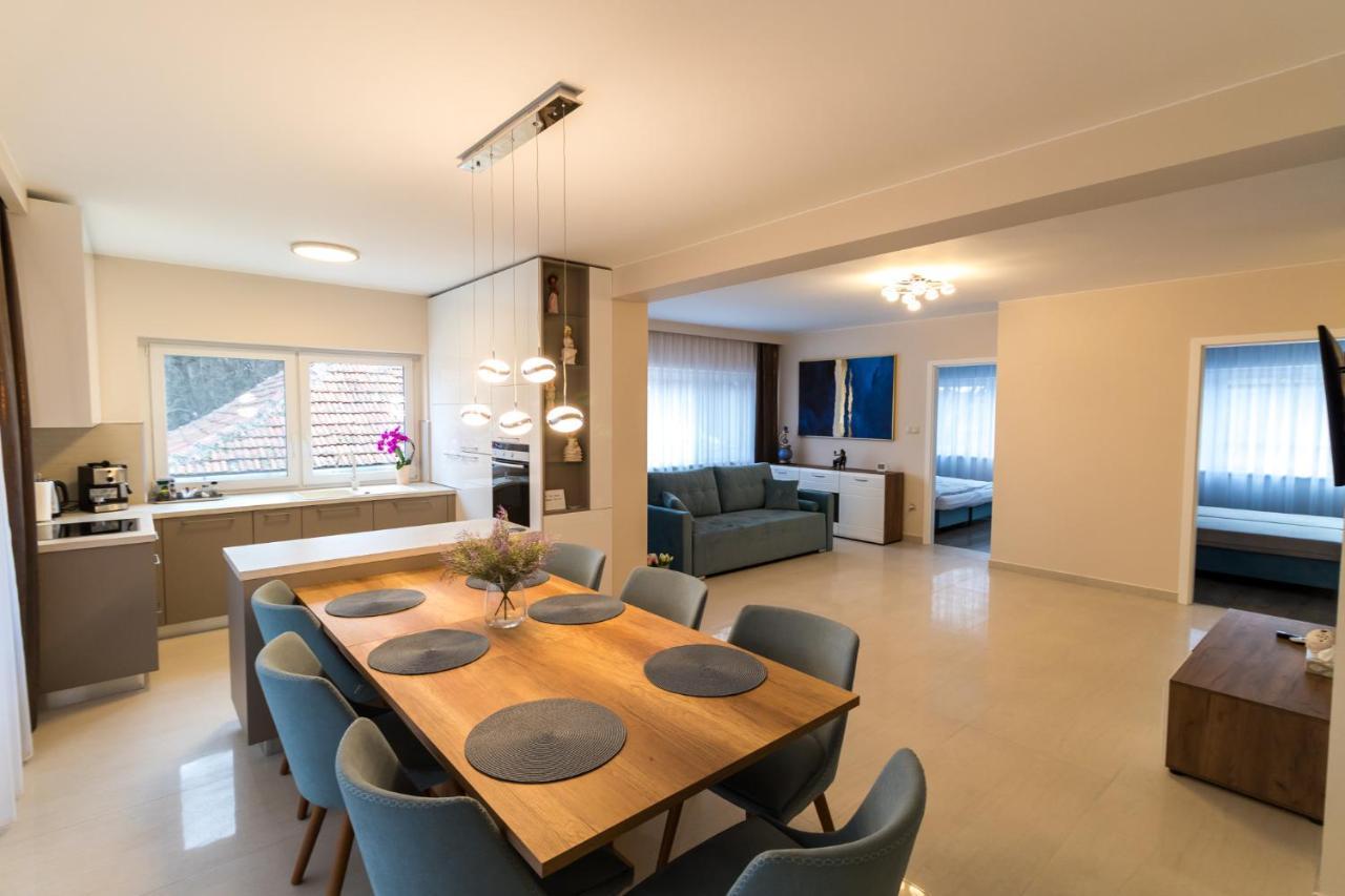 Thermal Lux Weninger Apartman Kiskunhalas Buitenkant foto