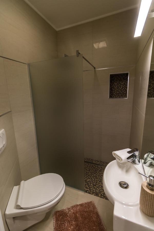 Thermal Lux Weninger Apartman Kiskunhalas Buitenkant foto