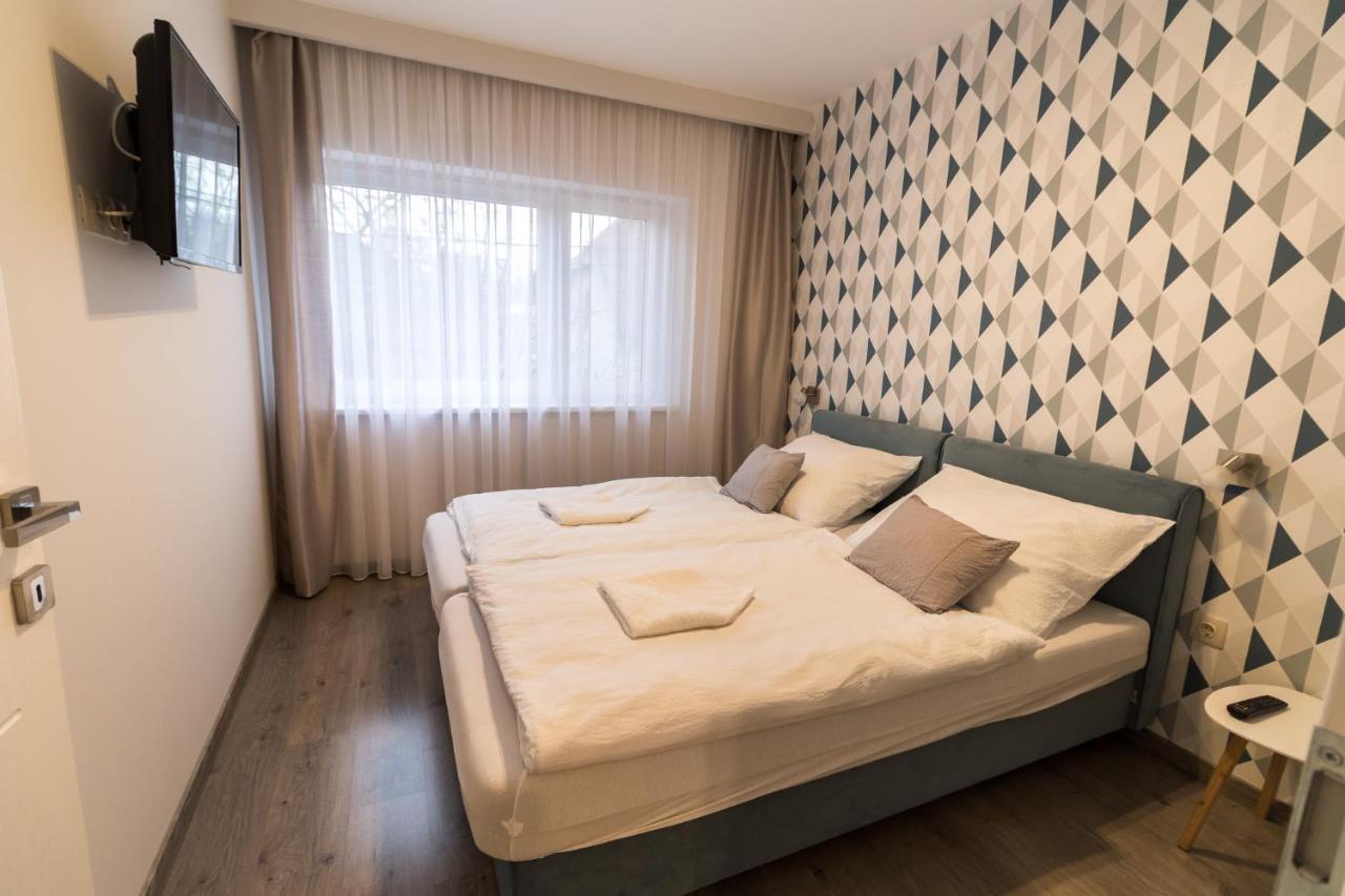 Thermal Lux Weninger Apartman Kiskunhalas Buitenkant foto